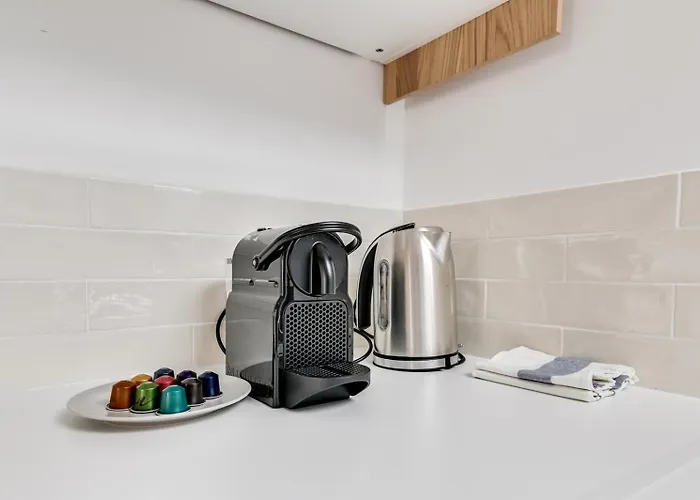 176 Jean - Superb In *